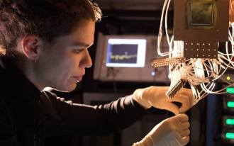 Google revela el procesador cuántico Bristlecon con 72 qubits