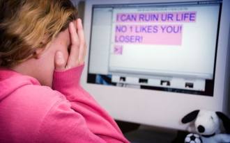 Un estudio demuestra que ha aumentado el número de jóvenes que practican el autoacoso cibernético