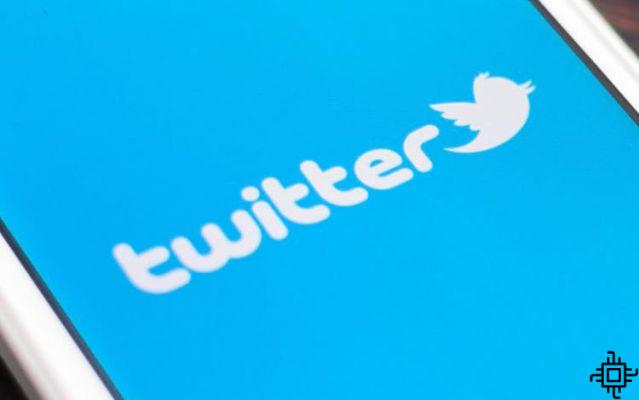 Descubren en Twitter agencia que reclutaba influencers digitales españoles para alabar a políticos