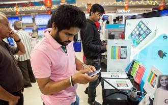 Samsung y Apple aumentan el valor de sus smartphones en India