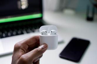 Which Apple headset is better, the AirPods 2 or AirPods 1?