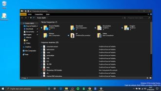 How to enable Windows 10 Dark Theme?