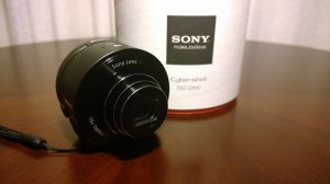 Prise en main : Sony DSC-QX10, caméra WiFi pour smartphones