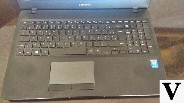 Review: Samsung Essentials E34, an entry-level notebook with a large screen
